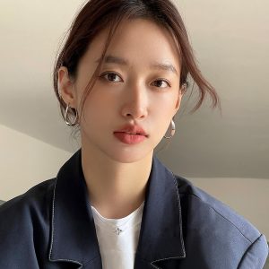 Mobius Strip Ear Clip Female Ins Simple And Light Luxury Temperament